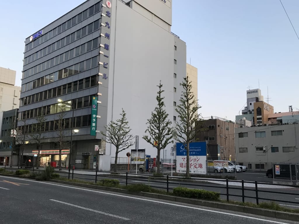 2020年グランドパレス小文字通り外観